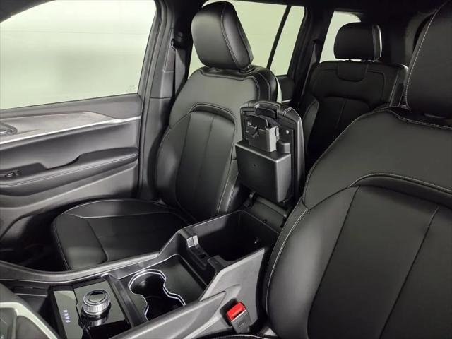2026 Jeep Grand Cherokee Limited 4x2