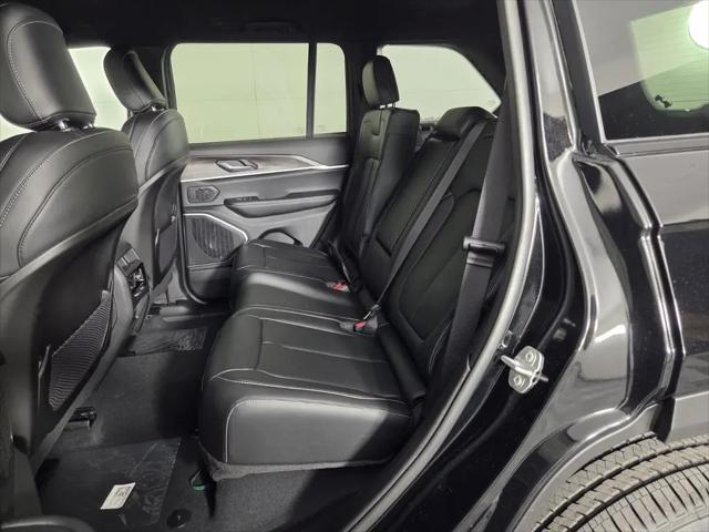 2026 Jeep Grand Cherokee Limited 4x2
