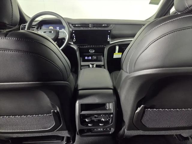 2026 Jeep Grand Cherokee Limited 4x2