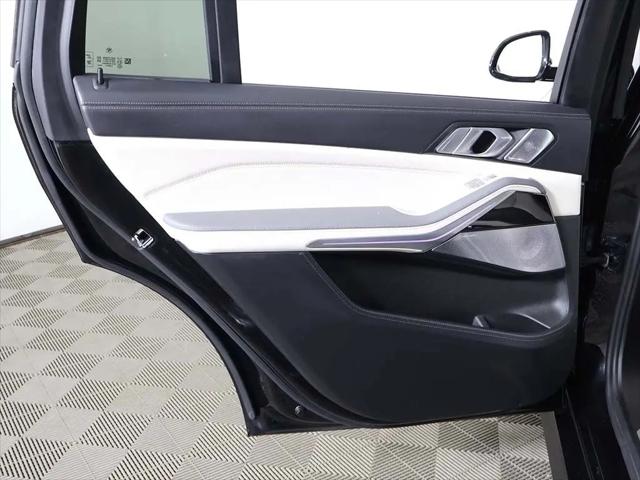 2024 BMW xB ALPINA XB7