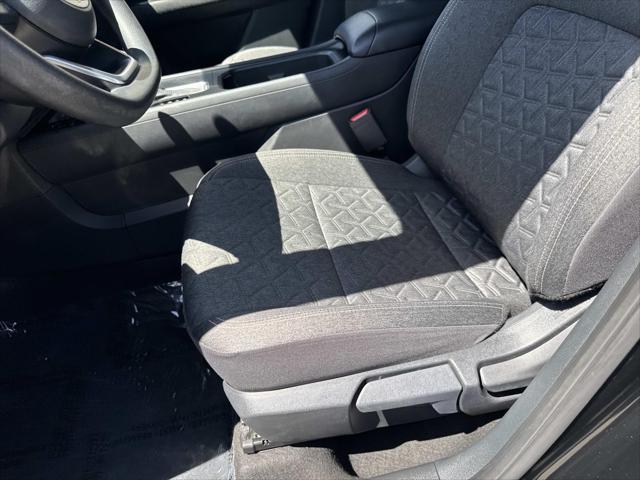 2025 Nissan Kicks SV FWD