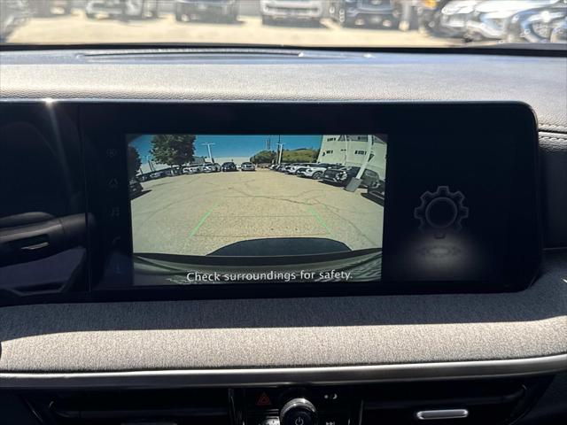 2025 Nissan Kicks SV FWD