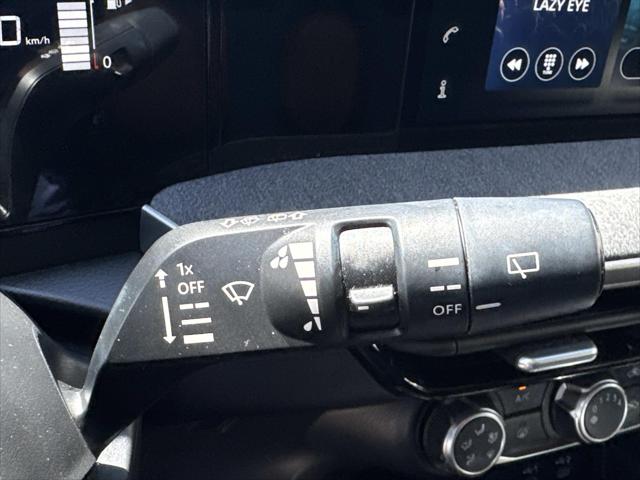 2025 Nissan Kicks SV FWD