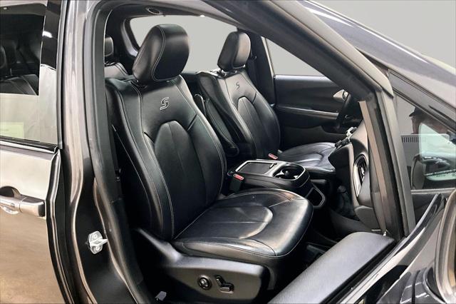 2019 Chrysler Pacifica Touring L Plus