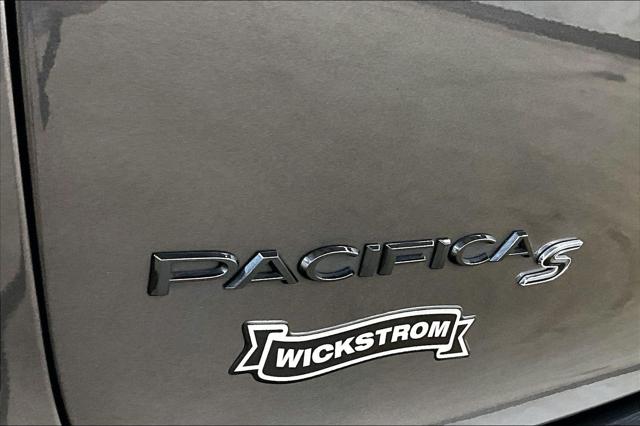 2019 Chrysler Pacifica Touring L Plus