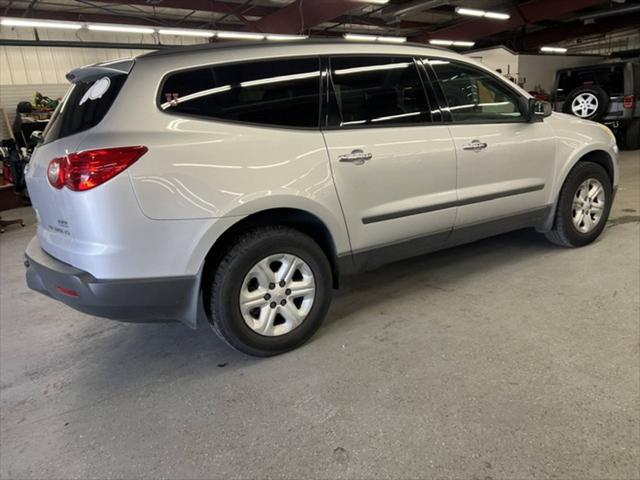 2011 Chevrolet Traverse LS