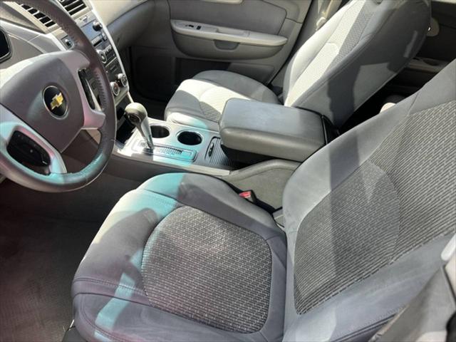 2011 Chevrolet Traverse LS