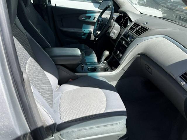 2011 Chevrolet Traverse LS