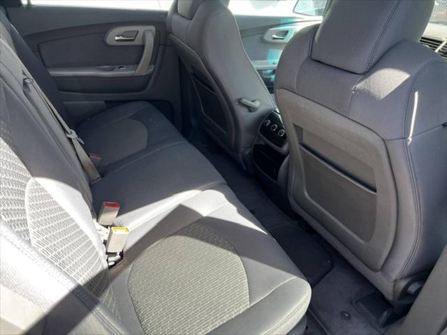 2011 Chevrolet Traverse LS