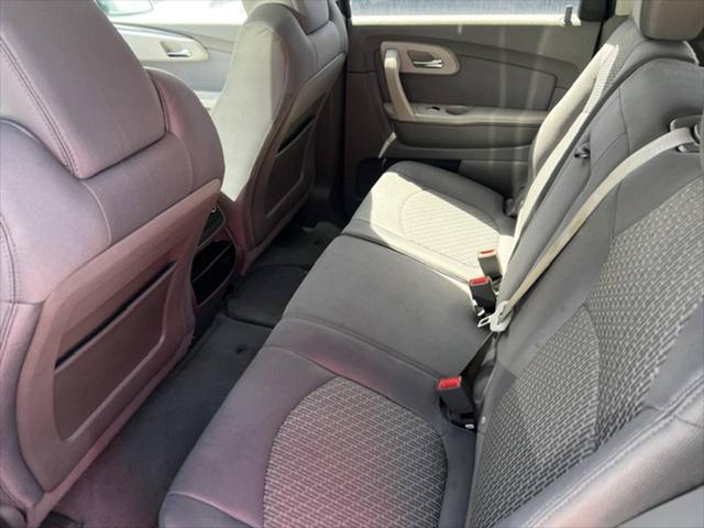 2011 Chevrolet Traverse LS