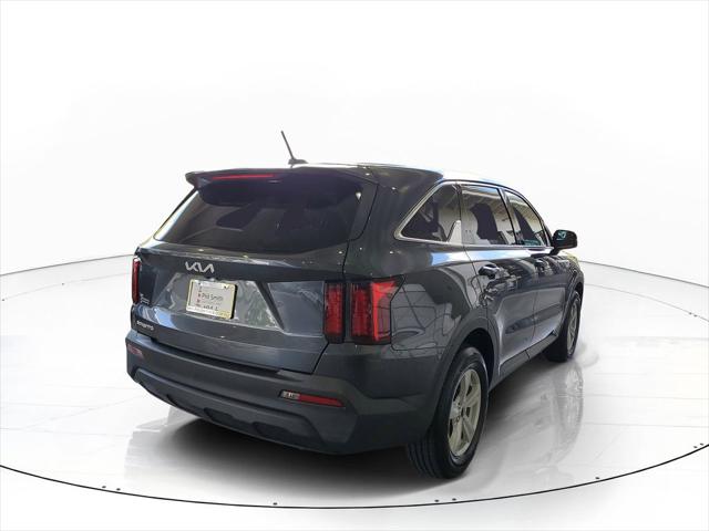 2023 Kia Sorento LX