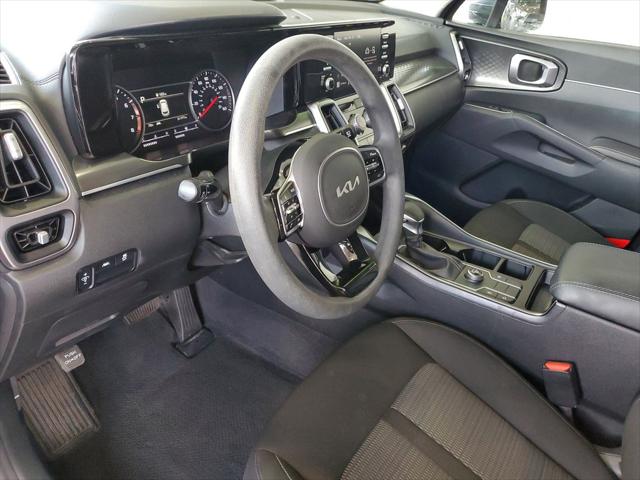2023 Kia Sorento LX