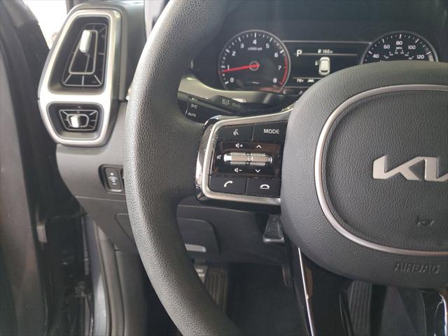 2023 Kia Sorento LX