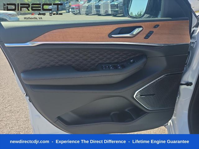 2026 Jeep Grand Cherokee Summit 4x4