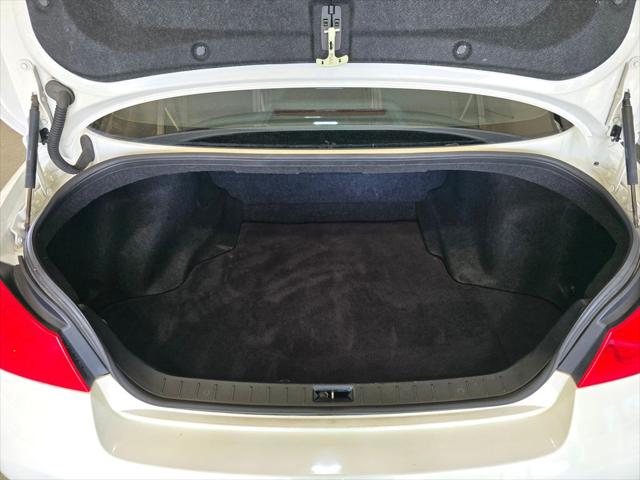 2009 INFINITI G37 X