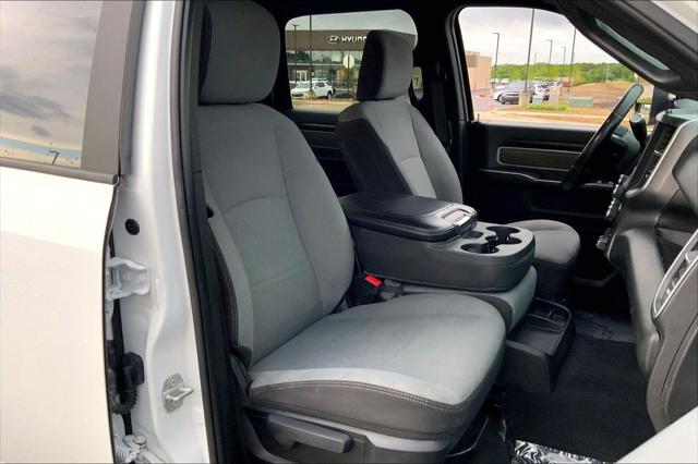 2022 Ram 3500 Big Horn Crew Cab 4x4 8' Box