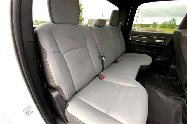 2022 Ram 3500 Big Horn Crew Cab 4x4 8' Box
