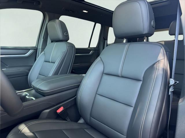 2026 GMC Acadia Elevation FWD