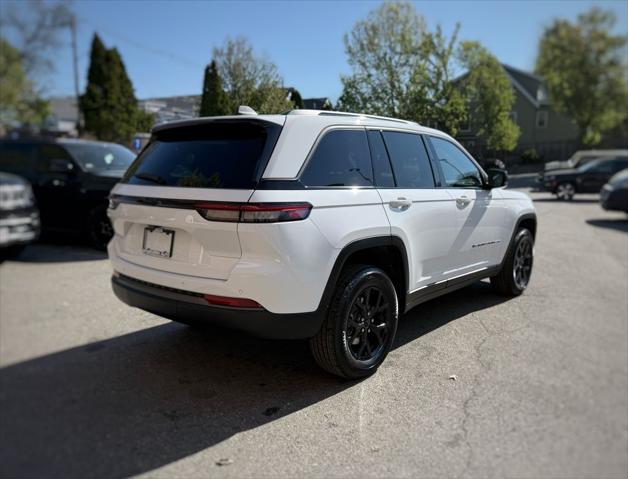 2026 Jeep Grand Cherokee Altitude 4x4
