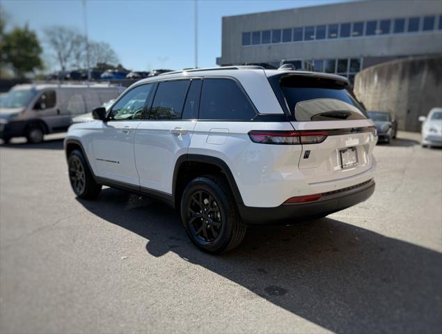2026 Jeep Grand Cherokee Altitude 4x4