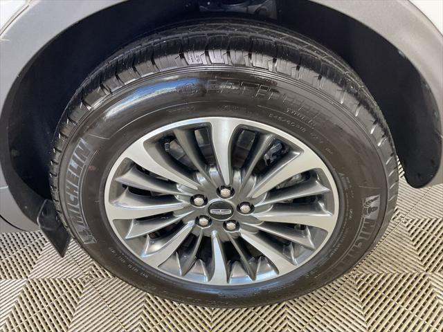 2022 Lincoln Nautilus Standard