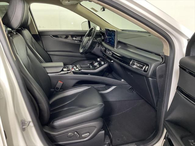 2022 Lincoln Nautilus Standard
