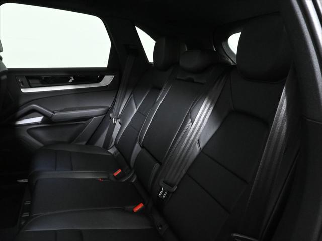 2026 Porsche Cayenne Unknown
