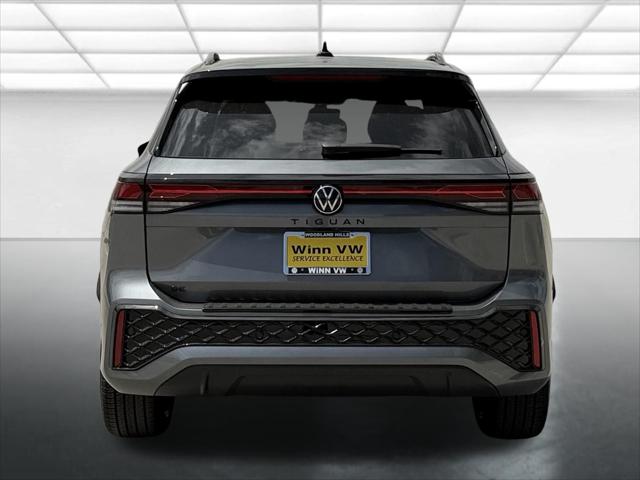 2026 Volkswagen Tiguan SE R-Line Black