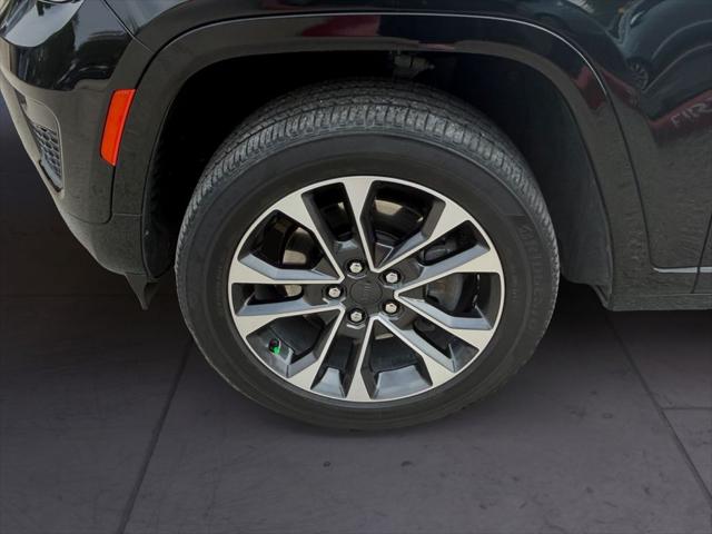 2023 Jeep Grand Cherokee L Overland 4x4