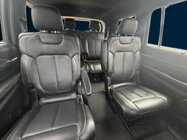 2023 Jeep Grand Cherokee L Overland 4x4