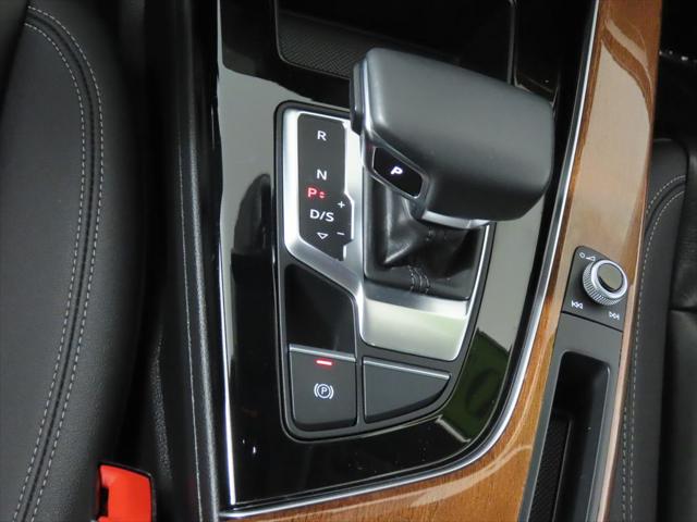 2023 Audi A4 Premium 40 TFSI quattro S tronic