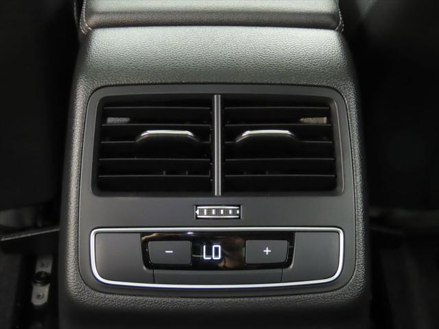 2023 Audi A4 Premium 40 TFSI quattro S tronic