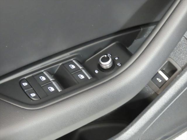 2023 Audi A4 Premium 40 TFSI quattro S tronic