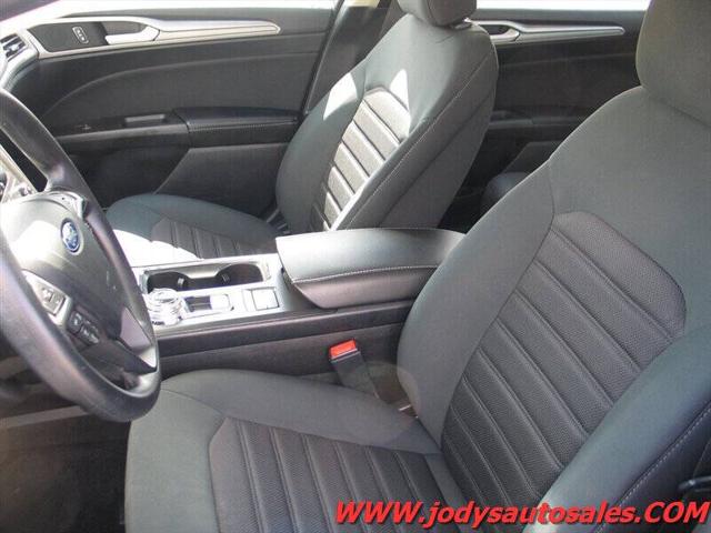 2020 Ford Fusion Hybrid SE