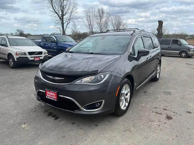 2017 Chrysler Pacifica Touring-L Plus for sale in Merrillville, IN