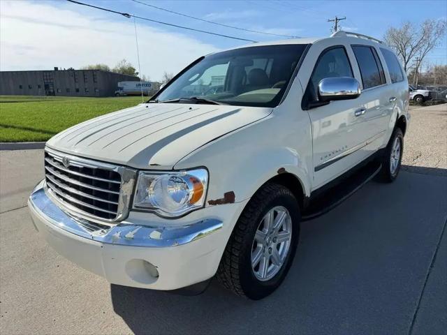 2007 Chrysler Aspen Limited for sale in Flint, MI