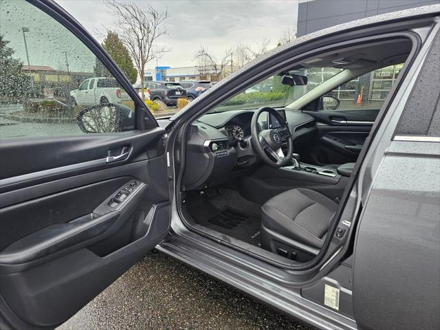 2022 Nissan Altima SV FWD