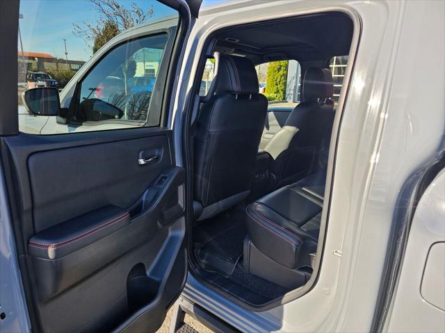 2024 Nissan Frontier Crew Cab PRO-4X 4x4