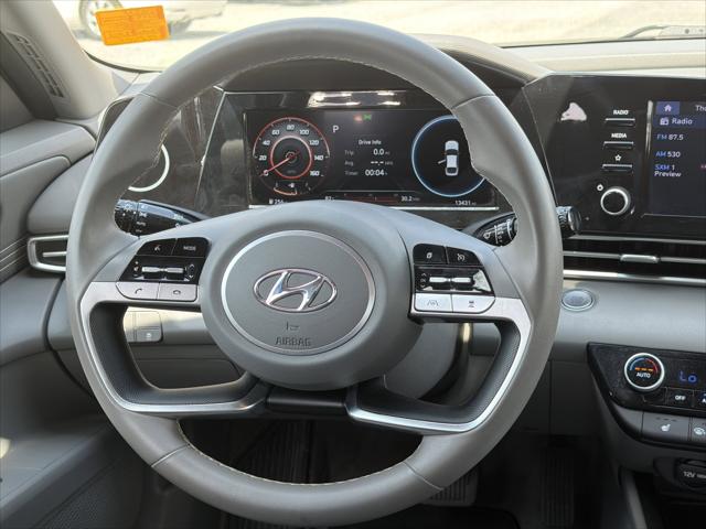 2022 Hyundai Elantra SEL