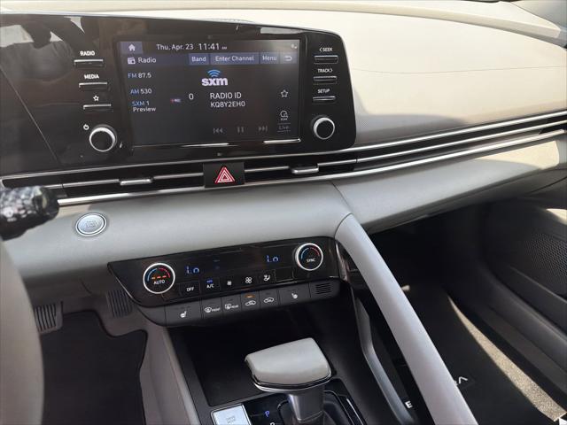 2022 Hyundai Elantra SEL