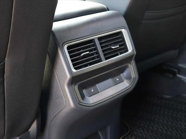2025 Volkswagen Atlas Cross Sport 2.0T SEL R-Line Black