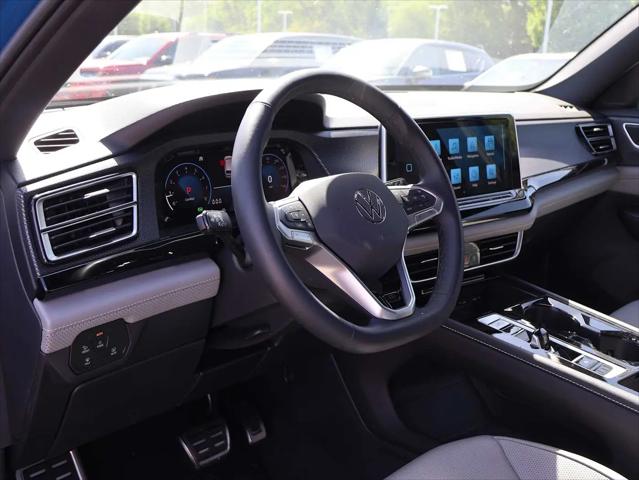 2025 Volkswagen Atlas Cross Sport 2.0T SEL R-Line Black