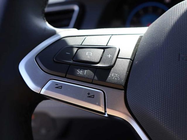 2025 Volkswagen Atlas Cross Sport 2.0T SEL R-Line Black