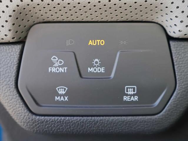 2025 Volkswagen Atlas Cross Sport 2.0T SEL R-Line Black