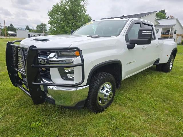 2022 Chevrolet Silverado 3500HD 4WD Crew Cab Long Bed LT