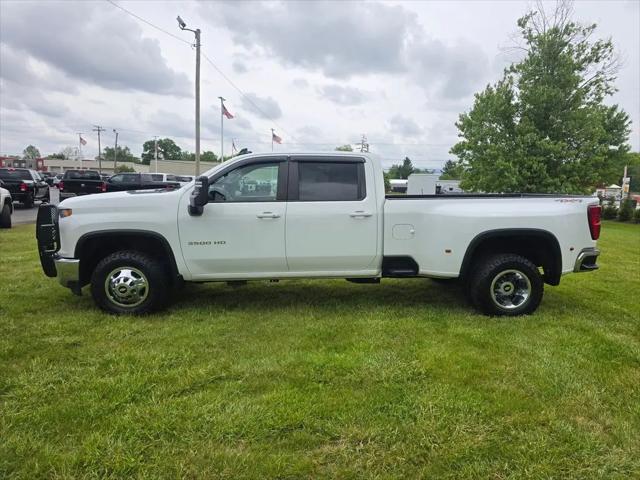 2022 Chevrolet Silverado 3500HD 4WD Crew Cab Long Bed LT
