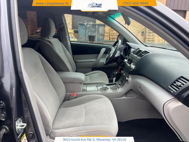 2012 Toyota Highlander Base