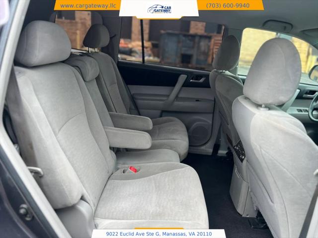 2012 Toyota Highlander Base