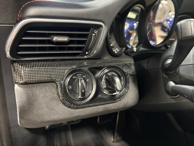 2016 Porsche 911 Carrera GTS