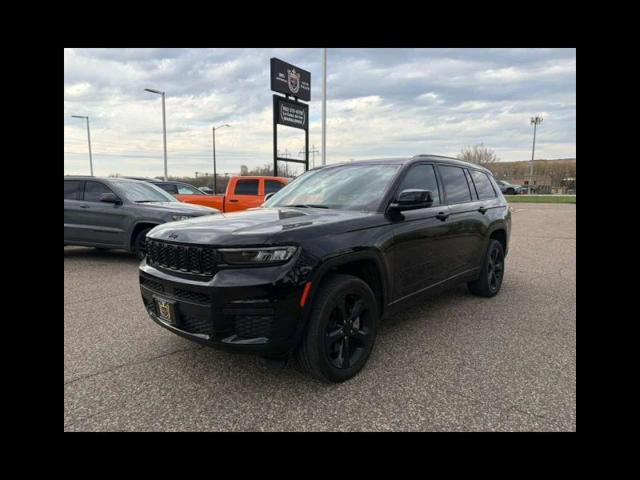2023 Jeep Grand Cherokee L Altitude 4x4 for sale in Burnsville, MN
